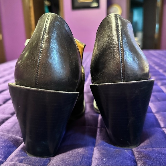 Fluevog Stand Up Bader Bucked Platform Shoe - Picture 8 of 11